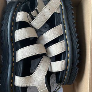 Dr.Martens Blaire Sandals